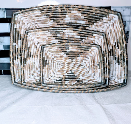 Panier avec motifs ethniques